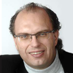 J&ouml;rg Heuer