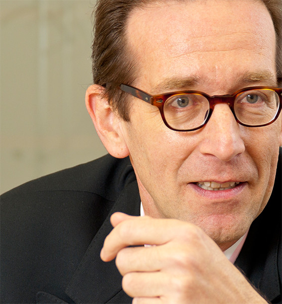 Dr. Michael Salmony