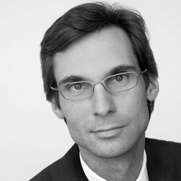 Dr. Stefan P&uuml;hl